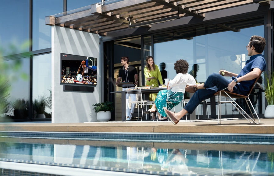 /images/why-coastal-living-calls-for-a-better-outdoor-tv.jpg